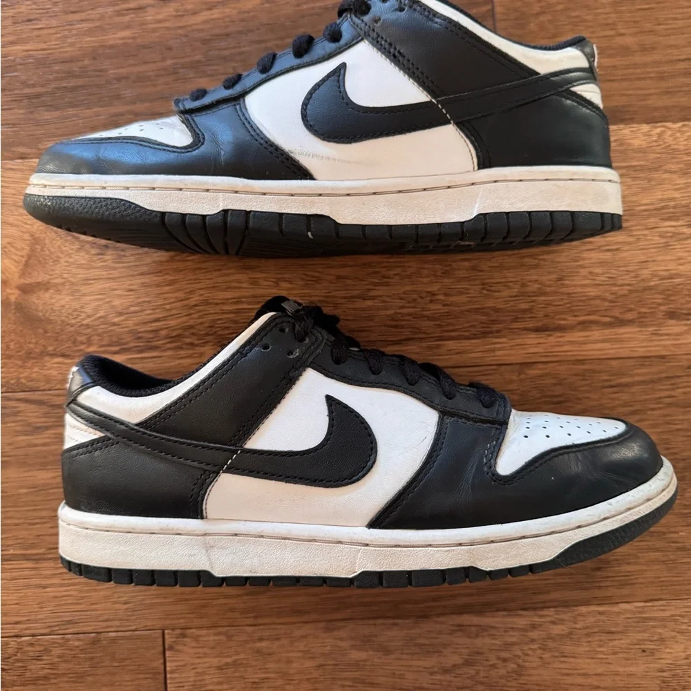 Nike Dunk Low Black White Panda - Picture 3 of 7